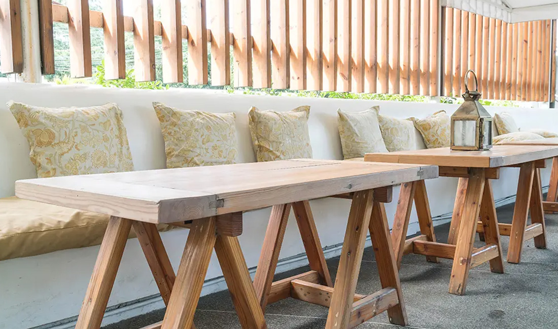 How to Clean Outdoor Teak Furniture: Expert Tips for a Pristine Patio