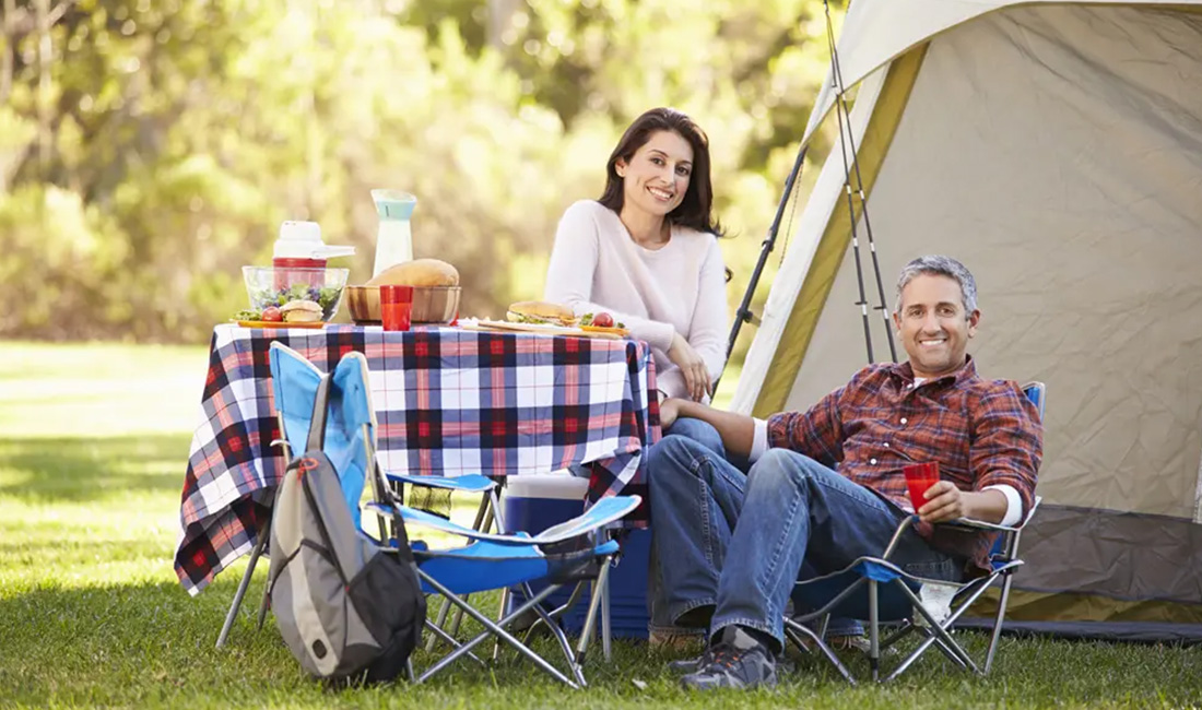 What to Bring to Camping Trip: Essential Gear and Checklist