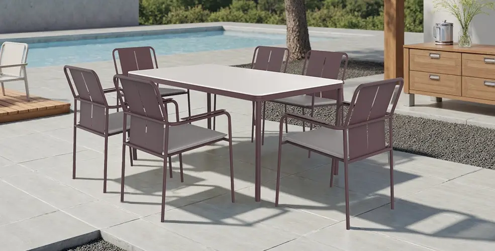 Heavy-Duty Loungers & Frames